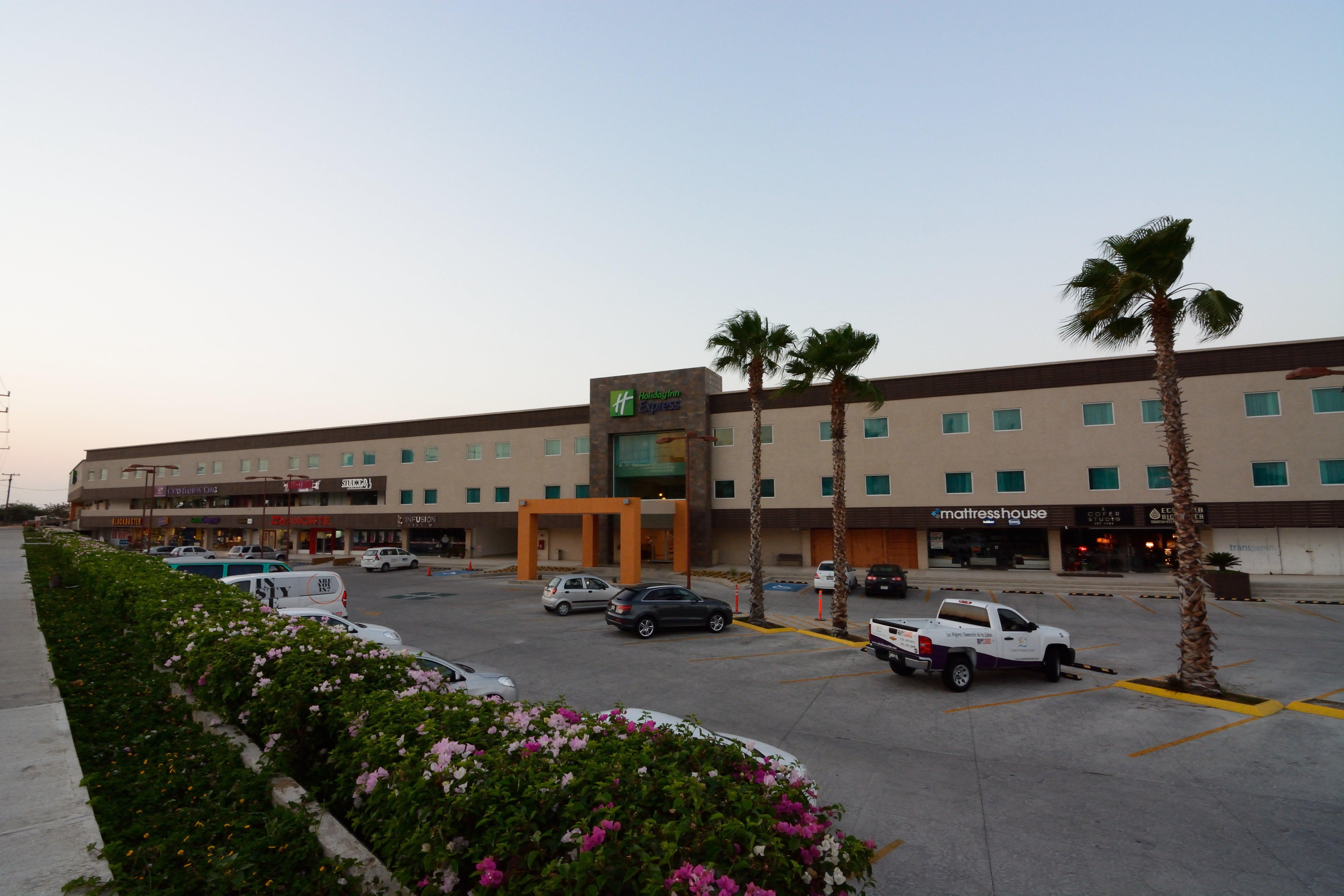 Holiday Inn Express Cabo San Lucas, An Ihg Hotel Exterior photo